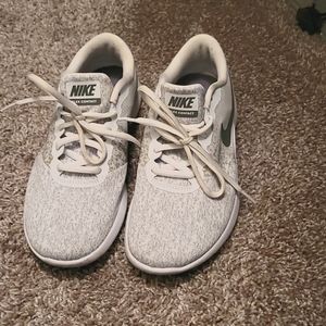 Nike Flex Contact sneakers